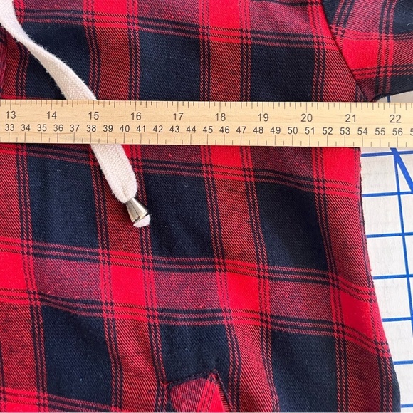 SHE + SKY HOODED LACE NECK FLANNEL SZ MEDIUM HILO NUBBY COTTON BLACK RED CHECK - Picture 8 of 11